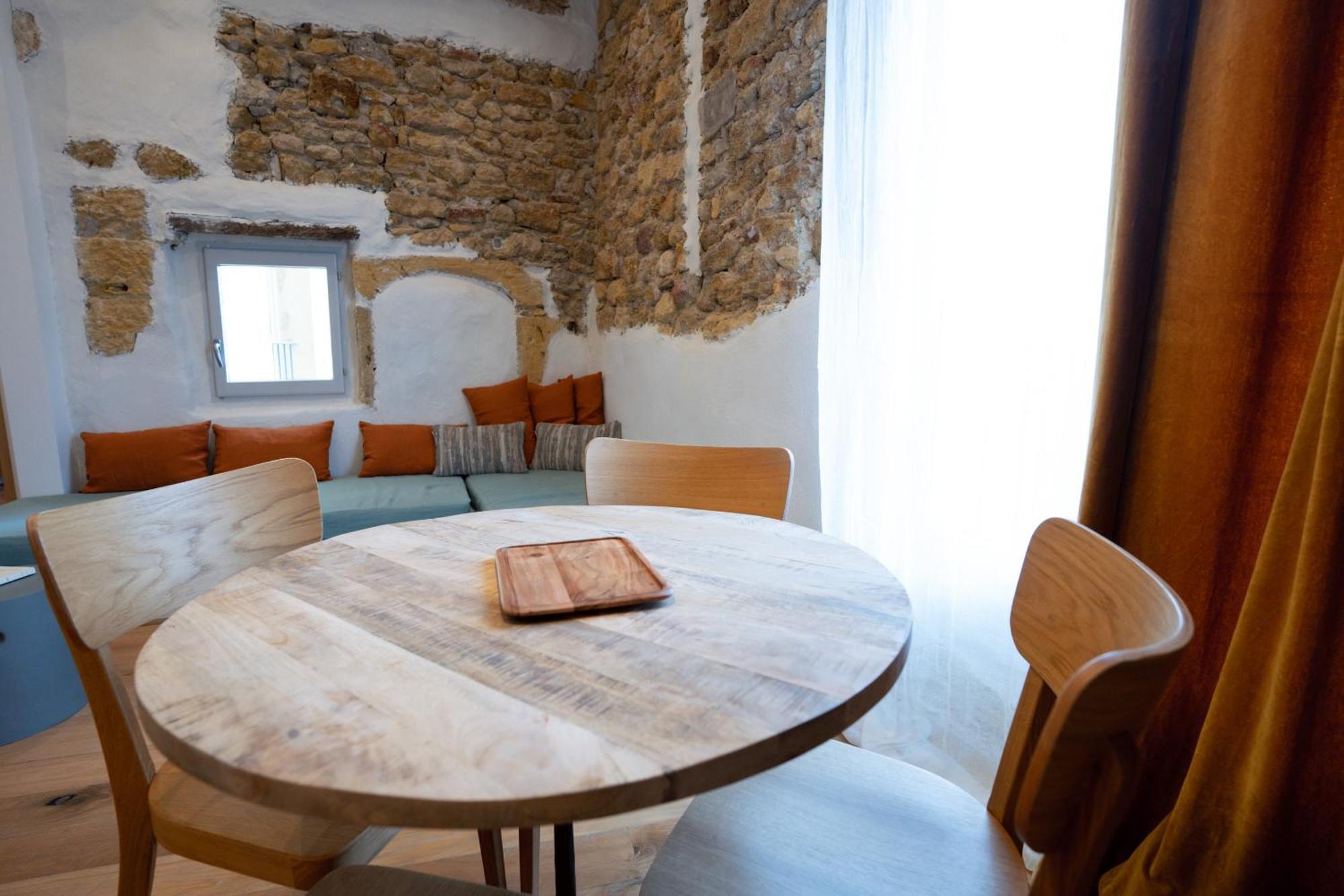La Maison Des Lamanon * Salon-de-Provence